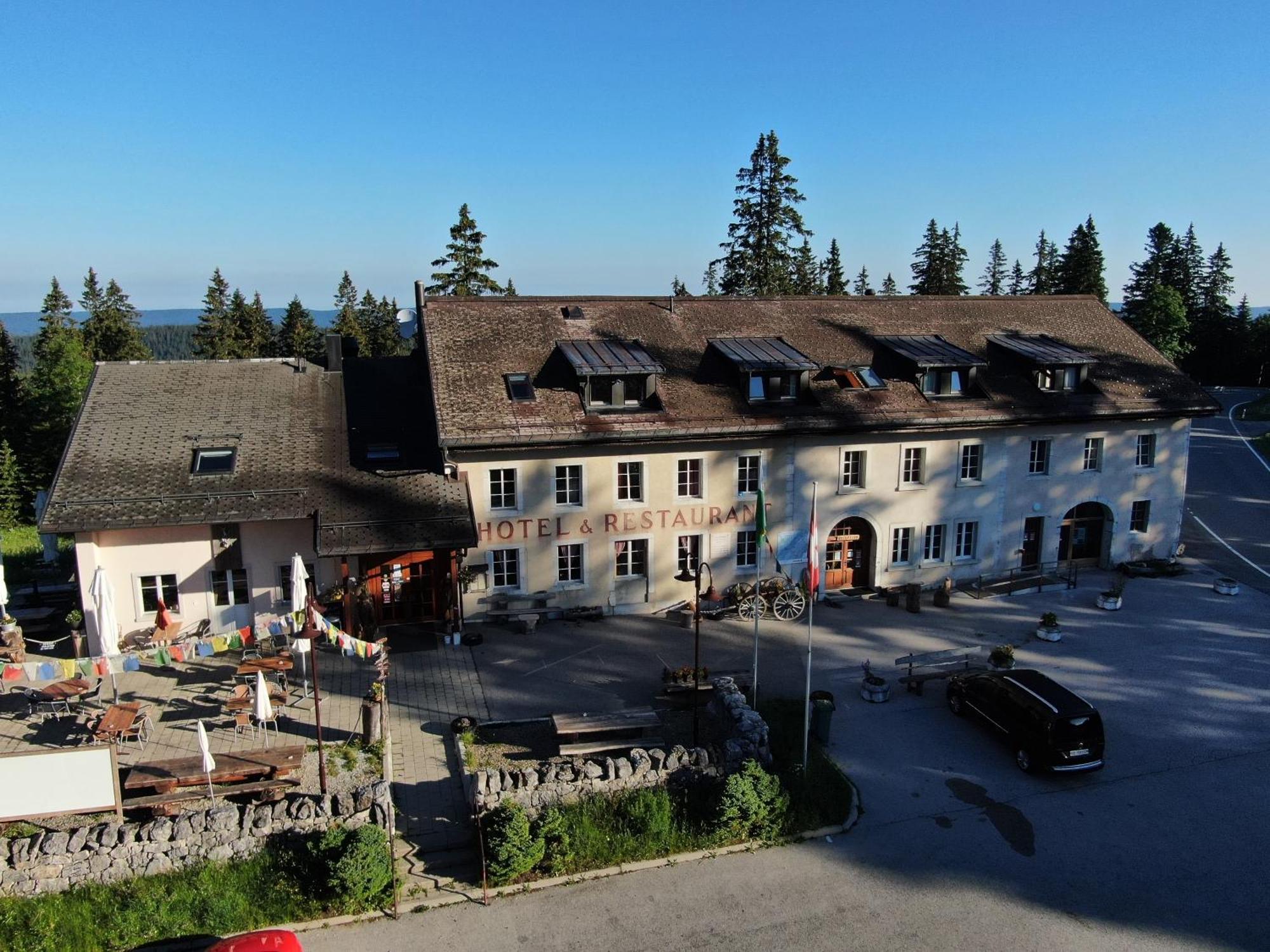 Hotel Restaurant Du Marchairuz لو براسوس المظهر الخارجي الصورة